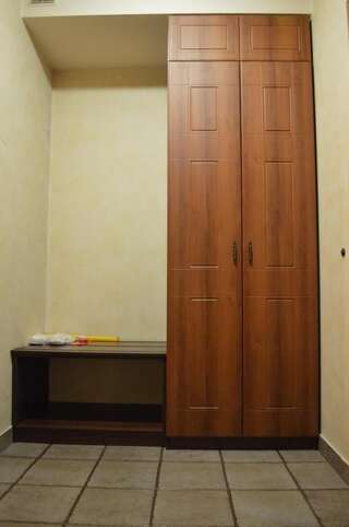 Отель Отельный комплекс Бахус Ужгород Стандартный двухместный номер с 1 кроватью-8