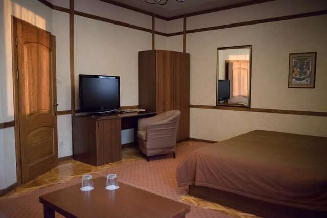 Отель Отельный комплекс Бахус Ужгород-29