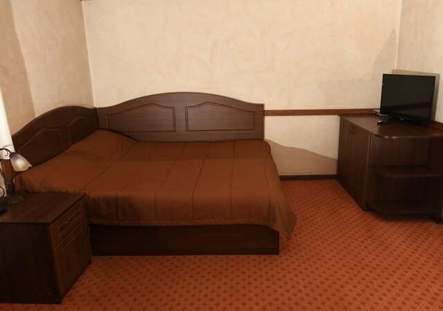 Отель Отельный комплекс Бахус Ужгород-6